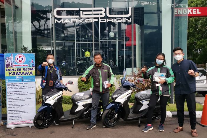 Sebanyak 10 driver ojol dapat Yamaha Gear 125 gratis dari program kolaborasi Yamaha dan Grab Indonesia.