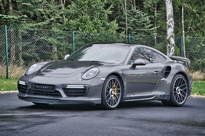 Porsche 911 garapan Mansory 