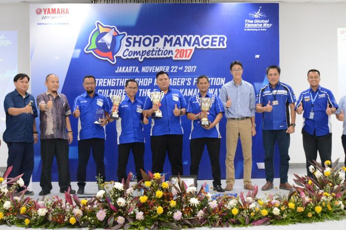 Managemen Yamaha Indonesia mengapit jagoan Shop Manager