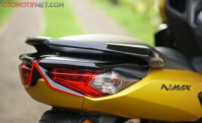 Cover lampu belakang All New Yamaha NMAX bikinan Lent