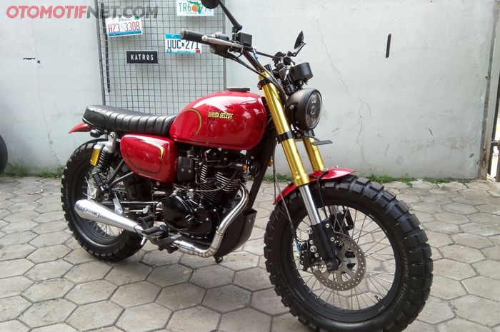 Kawasaki W175 tracker Katros Garage