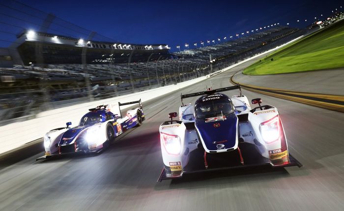 Tes juga berlangsung pada malam hari, karena pada balapan nanti berlangsung selama 24 jam alias sehari semalam