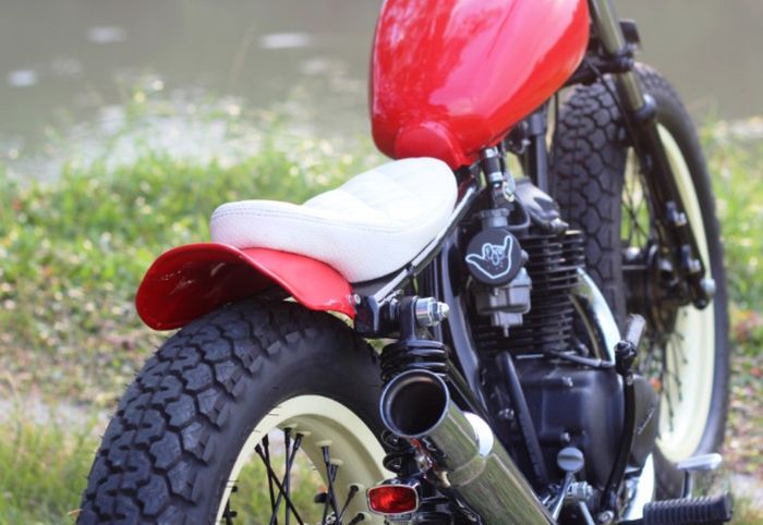 Honda CG125 custom chopper-bobber besutan FNG Works