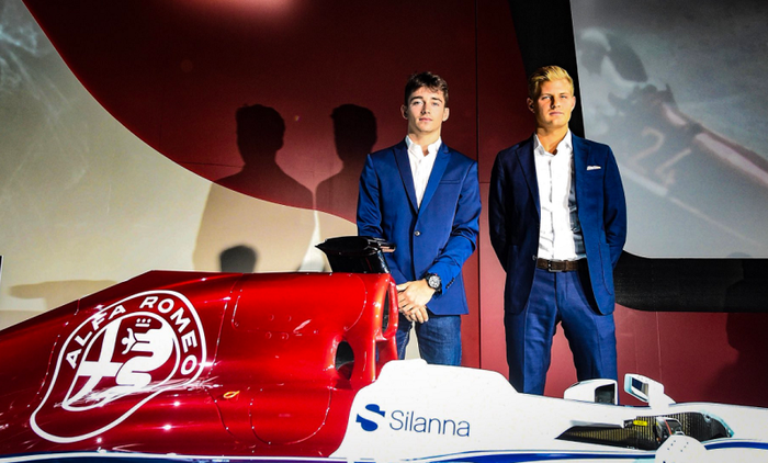 Tim Sauber melakukan kerja sama teknis dengan Alfa Romeo mulai balapan 2018, Charles Leclerc (kiri) dan Marcus Ericcson (kanan) sebagai pembalapnya