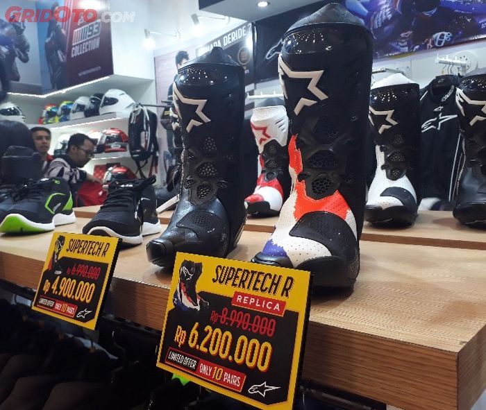 Sepatu Alpinestar yang dipangkas harganya selama GIIAS 2019