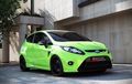 Ford Fiesta Lama Berbaju Hijau Stabilo, Tampil Agresif ala Focus RS