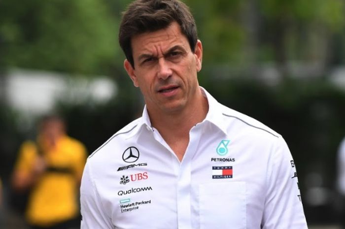 Bos tim Mercedes, Toto Wolff berharap bisa lolos dari kutukan Netflix saat tampil di F1 Rusia 2020 yang digelar di sirkuit Sochi