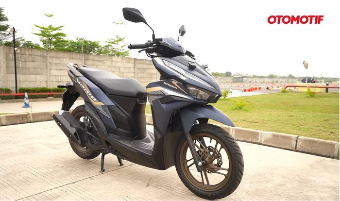 Honda Vario 125 punya desain yang racy