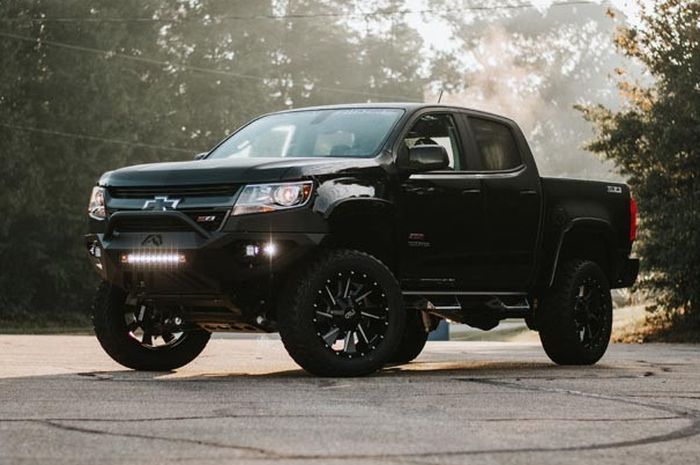 Chevrolet Colorado dengan paket modif K2