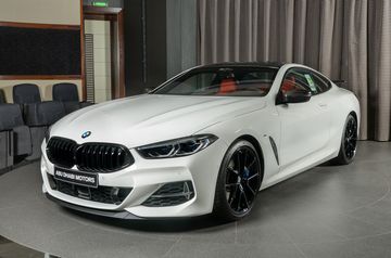 Foto Mobil Bmw Warna Putih