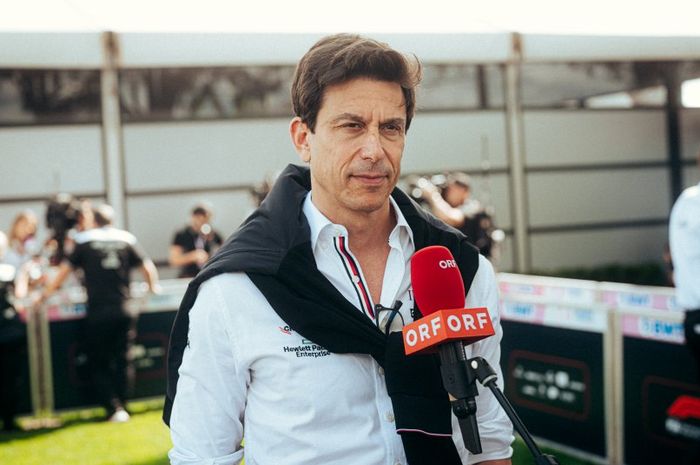 Bos tim Mercedes, Toto Wolff mengomentari kekhawatiran Ferrari dengan adanya mantan karyawan Mercedes kerja di FIA