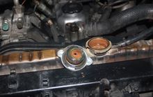 Kuras Radiator Pakai Radiator Flush, Bahaya Bila Kondisinya Seperti Ini!