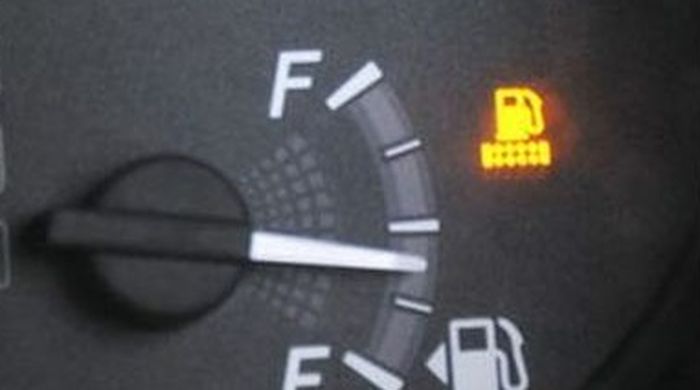 Ilustrasil indikator bensin