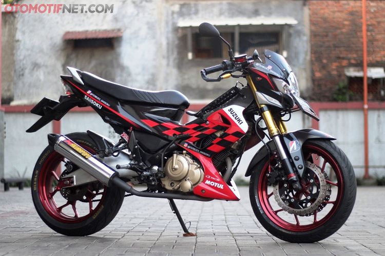 Suzuki Satria F150 Anti Ban Cacing Tampil Ala Moge Livery Dari Gp500 Gridoto Com