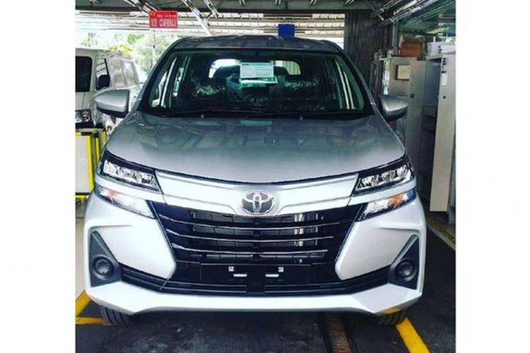 Komunitas Veloz Request Head Unit Toyota Avanza Baru Ada Fitur Ini Gridoto Com<script async src=