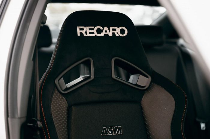 Tampilan kabin modifikasi Honda Civic baru bergaya street racing