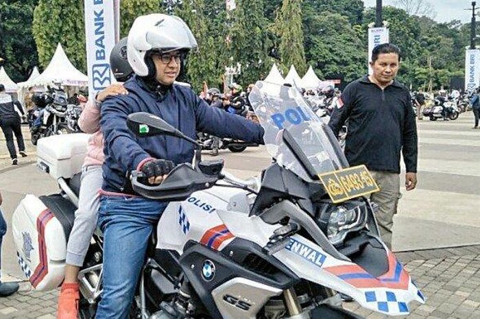 Gubernur DKI Jakarta Anies Baswedan di Touring Lintas Milenial Road Safety Festival 2019