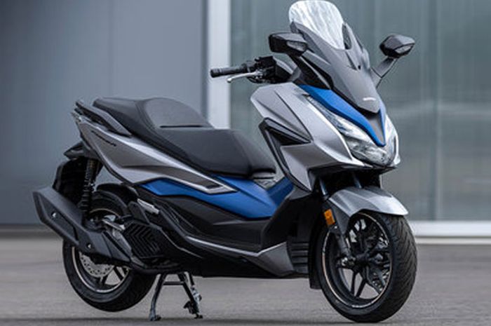 Honda Forza 125 resmi meluncur. Tampil gagah dengan bodi gambot dan bertabur fitur premium