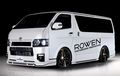 Toyota Hiace Ceper Banget, Bumper Depan Nyaris Cium Tanah!
