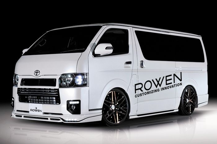 Toyota Hiace pakai body kit dari Rowen