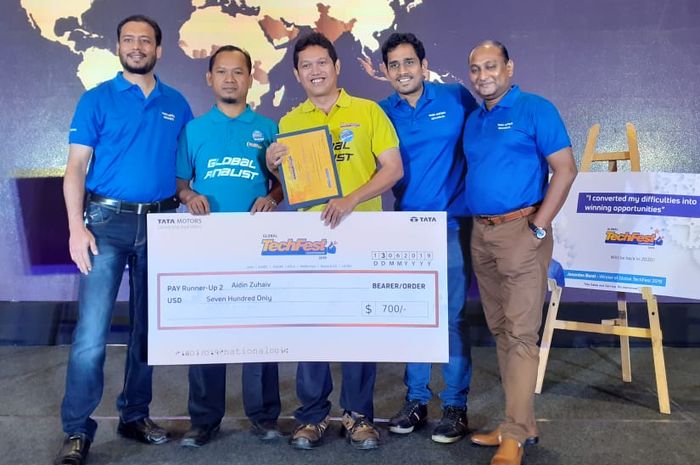 Aidin yang merupakan teknisi Pre Delivery Inspection (PDI) dan perwakilan dari TMDI mampu meraih juara 3