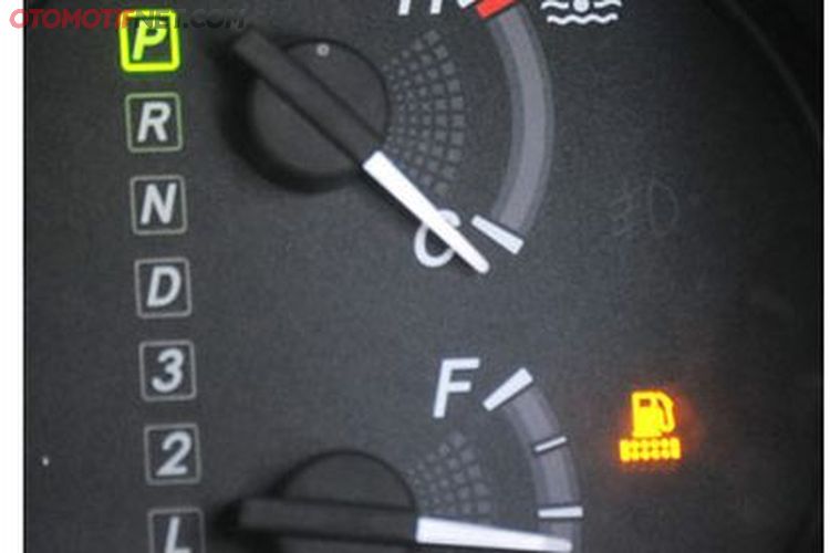 Indikator Solar Fortuner Diesel Nyala Terus Ada Jurus Hitung Sampai 5 Gridoto Com