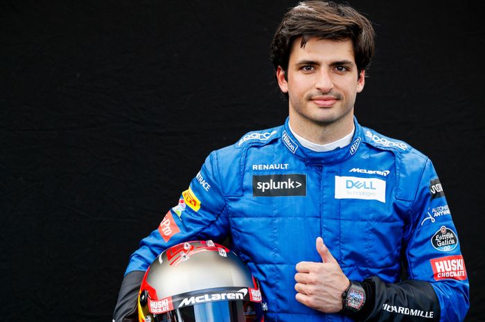 Tak ada pembalap nomor dua, Mattia Binotto akan senang jika Charles Leclerc dan Carlos Sainz bertarung meraih kemenangan