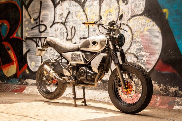 Wujud utuh dari Yamaha Byson scrambler ini