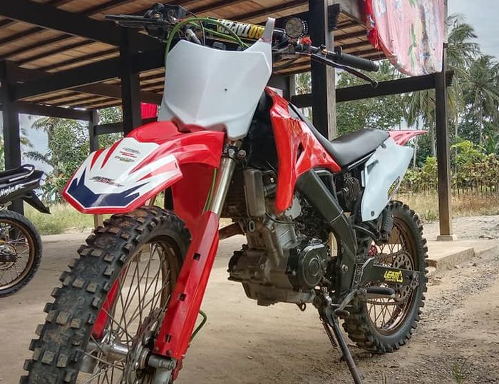 Trail basis Yamaha V-Ixion cangkok bodi Honda CRF150