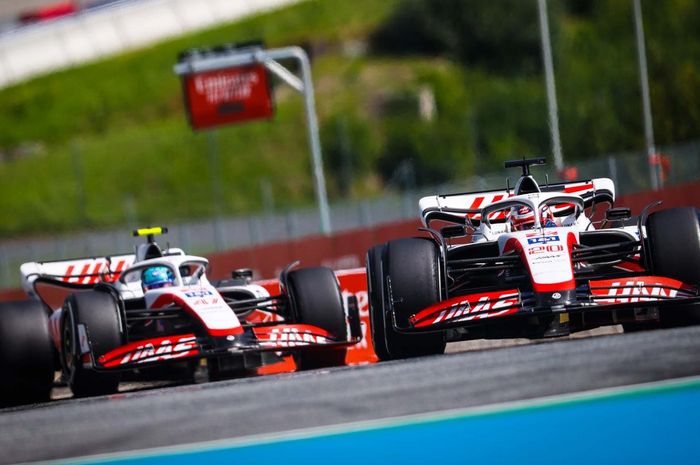 Pembalap tim Haas di balap F1 Prancis 2022. Kevin Magnussen (#20) akan dibekali paket upgrade untuk di F1 Hongaria 2022