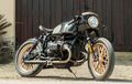 Tampil Maskulin BMW R65 Usung Livery John Player Special