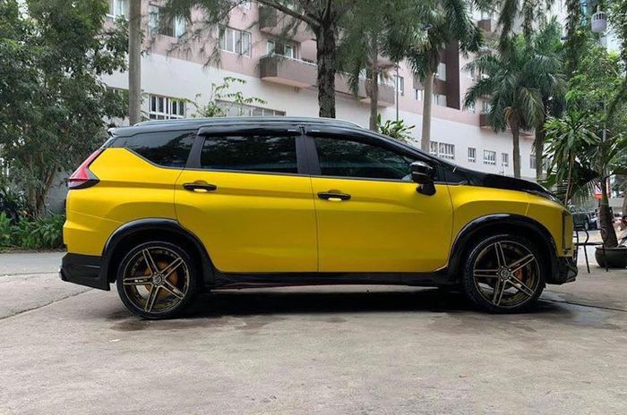 Tampilan samping modifikasi Mitsubishi Xpander pakai body kit