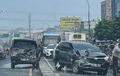 Pagi Mencekam di Ciputat, Avanza Disambar L300 Loncati Pembatas, Posisi Jungkir Balik