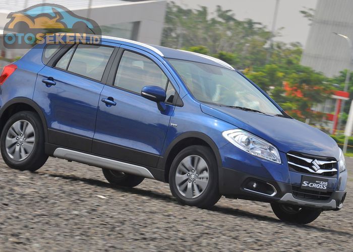 Suzuki Sx4 S Cross Seken Umur 5 Tahun Dijual Rp 100 Jutaan Onderdil Mudah Didapat Gridoto Com