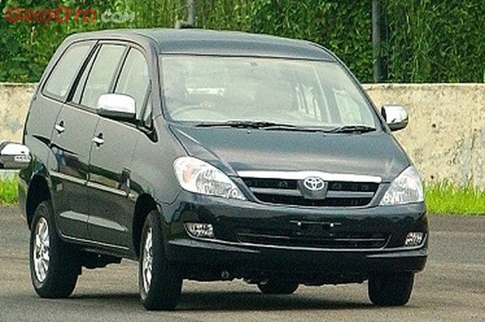 Mobil bekas Toyota Kijang innova dijual Rp 80 jutaan