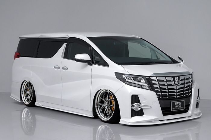 Modifikasi Toyota Alphard tampil stylish kena sentuhan Aimgain, Jepang