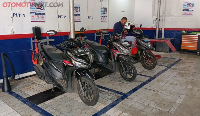 Line perawatan motor konvensional di Motoriz