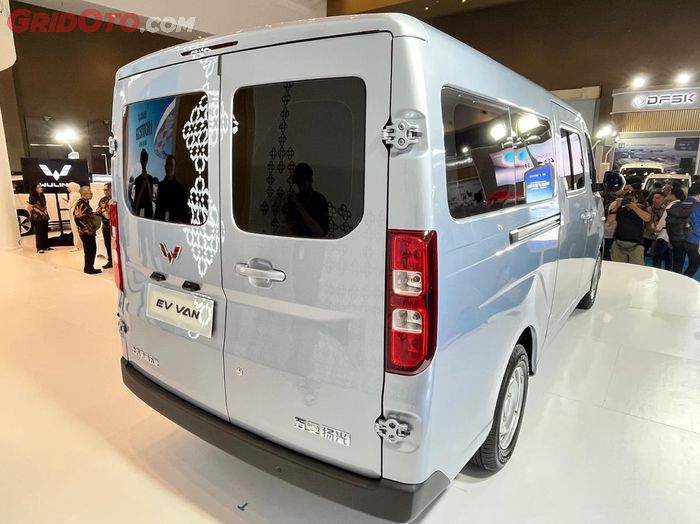 Tampilan belakang Wuling EV Van
