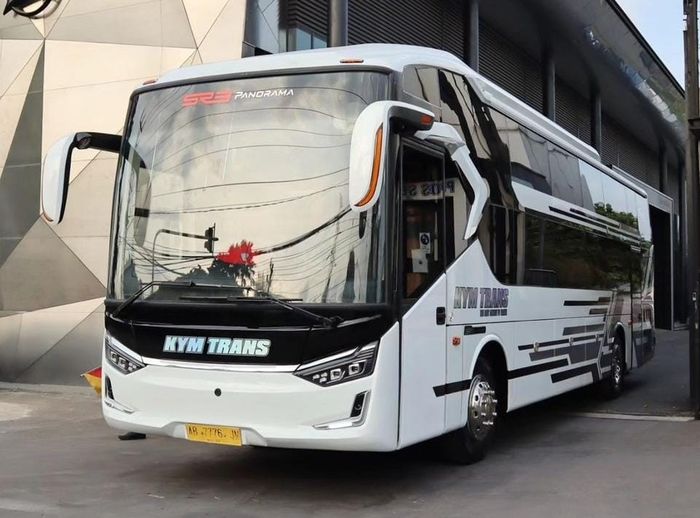 Sleeper bus baru KYM Trans garapan karoseri Laksana.