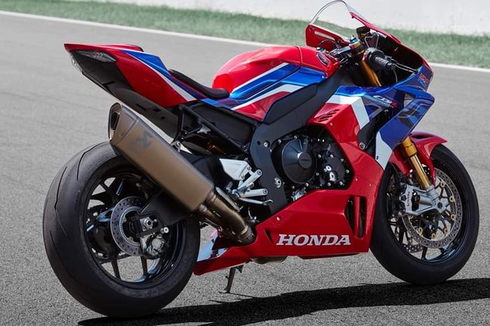 Honda CBR1000RR-R Fireblade, Serba Runcing Ada Wingletnya, Mesin Mirip MotoGP