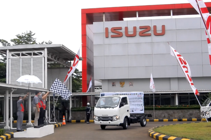 Ilustrasi penjualan produk Isuzu