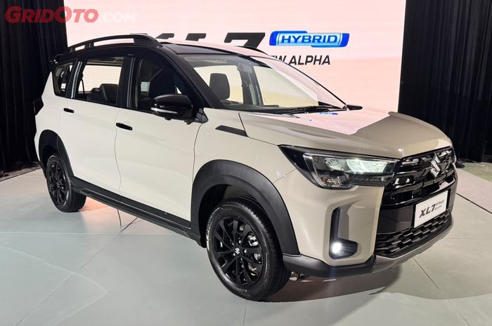 Suzuki XL7 Alpha Hybrid