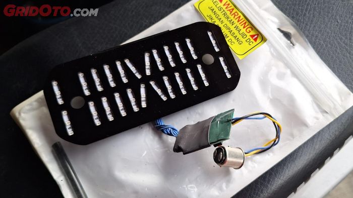 Stoplamp LED sudah dibuat plug n play 