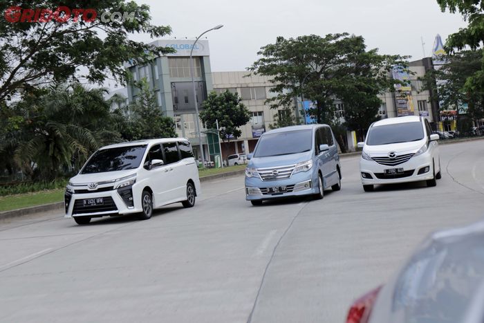 Mazda Biante paling Fun to Drive saat dikendarai (Komparasi High MPV)