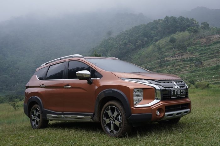 Mitsubishi Xpander Cross Premium Package