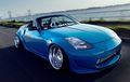 Modifikasi Nissan Fairlady 350Z Gaya Clean Look Plus Kaki Mepet Aspal