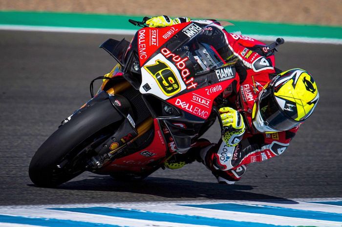 Alvaro Bautista kembali menjadi yang tercepat di FP3 WSBK Spanyol, Ia berhasil unggul dari Jonathan Rea