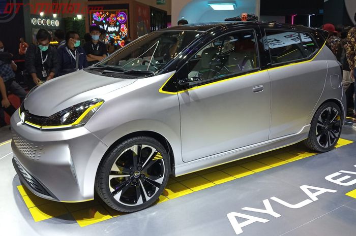 Daihatsu Ayla EV di perkenalkan di ajang GIIAS 2022, sudah dijual belum ya?
