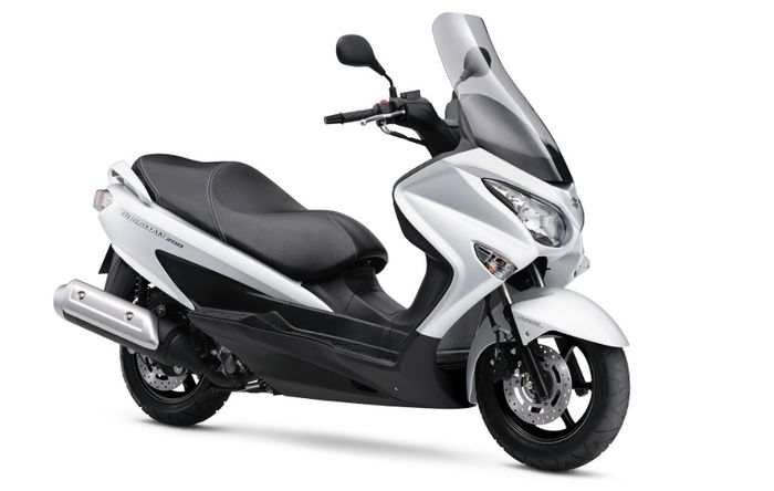 Suzuki Burgman pernah dijual di Indonesia dengan status CBU