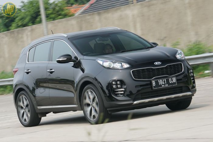 Suspensi Kia Sportage GT Line terasa solid dan nyaman